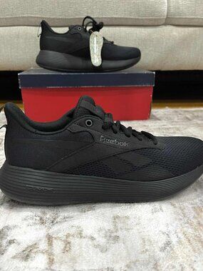 NWT Mens Reebok Shoes - Size 8.5